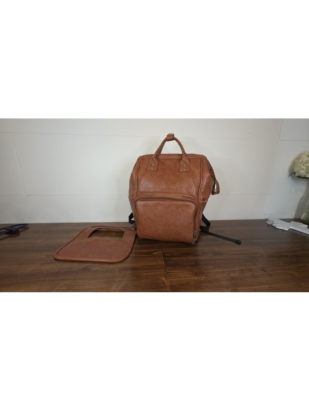 UPPER New York Vegan Leather Diaper Bag, Brown, # 63 - Picture 10 of 15